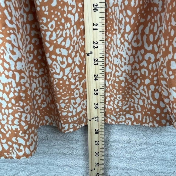 Gorgeous embroidered smocked tunic with muted oranges Large - Picture 4 of 16